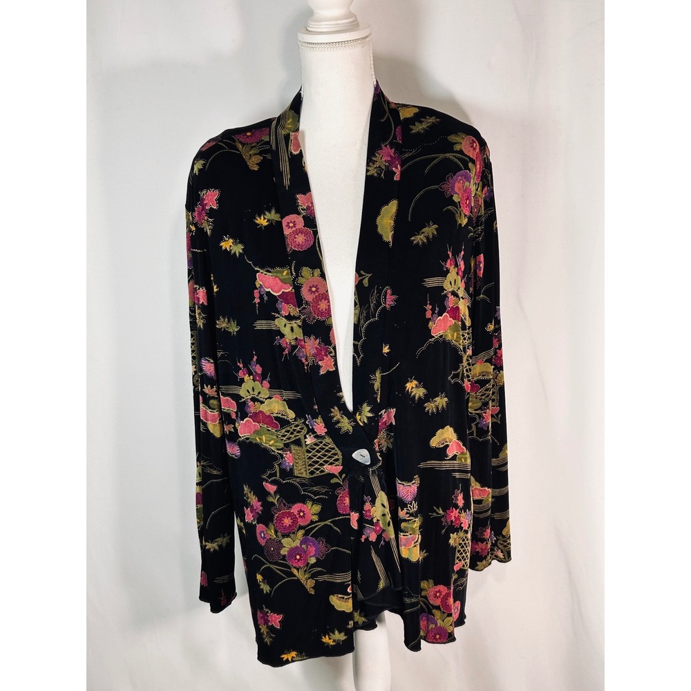 Silhouettes Women Floral Japanese Print Single Button Cardigan Black Knit Top